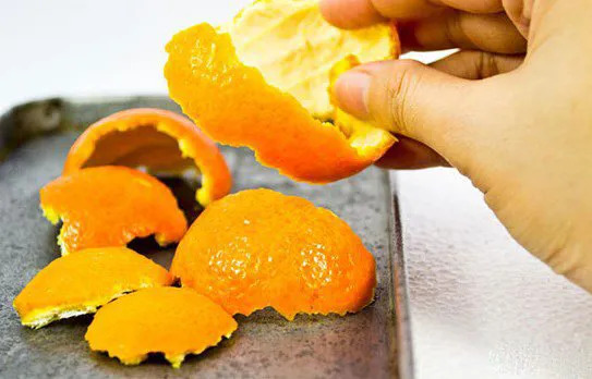 Khử Mùi Phòng Bếp: Mẹo Đơn Giản Từ Gừng, Vỏ Cam Khiến Bếp Thơm Ngay Tức Thì
